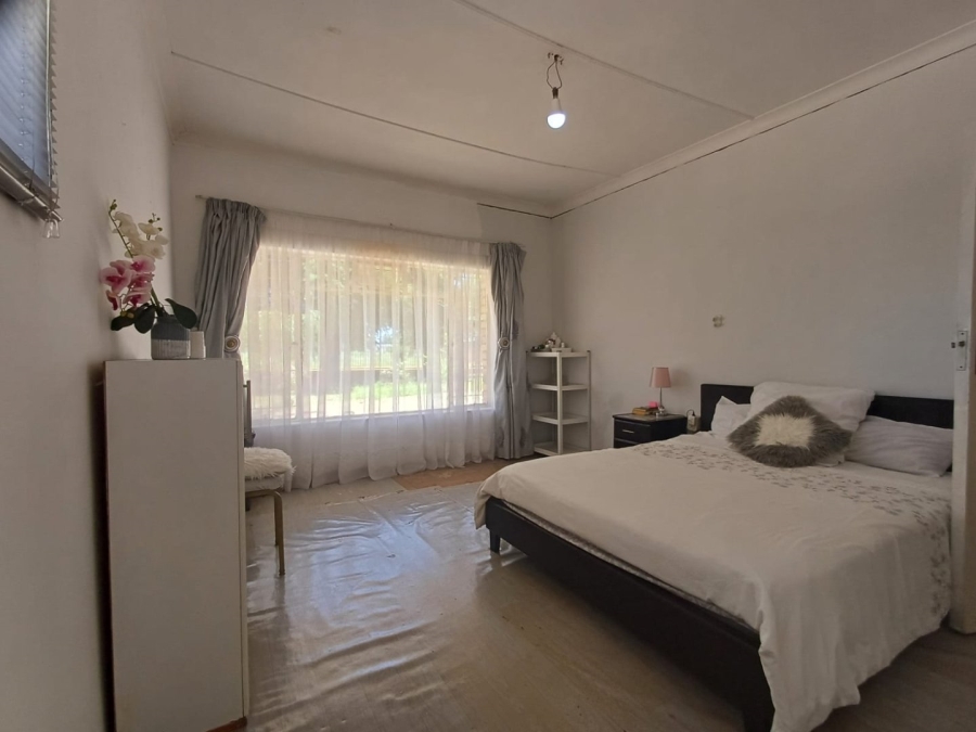 6 Bedroom Property for Sale in Makwassie North West